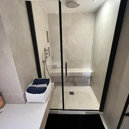 Luxe Louvre Apartment Paris